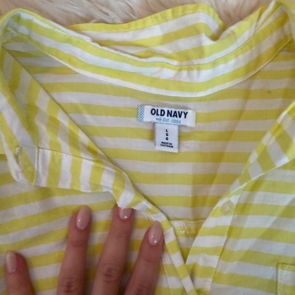 Old Navy Yellow Cream Button Down Polo Shirt - Picture 2 of 3